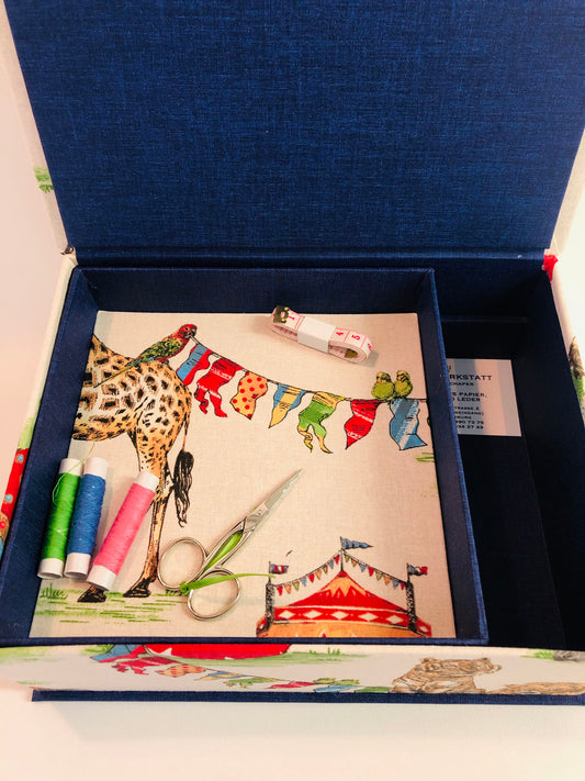 Nähkasten mit Einsatz