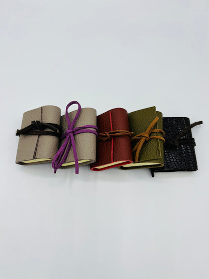 Mini-Haftnotizen in Leder
