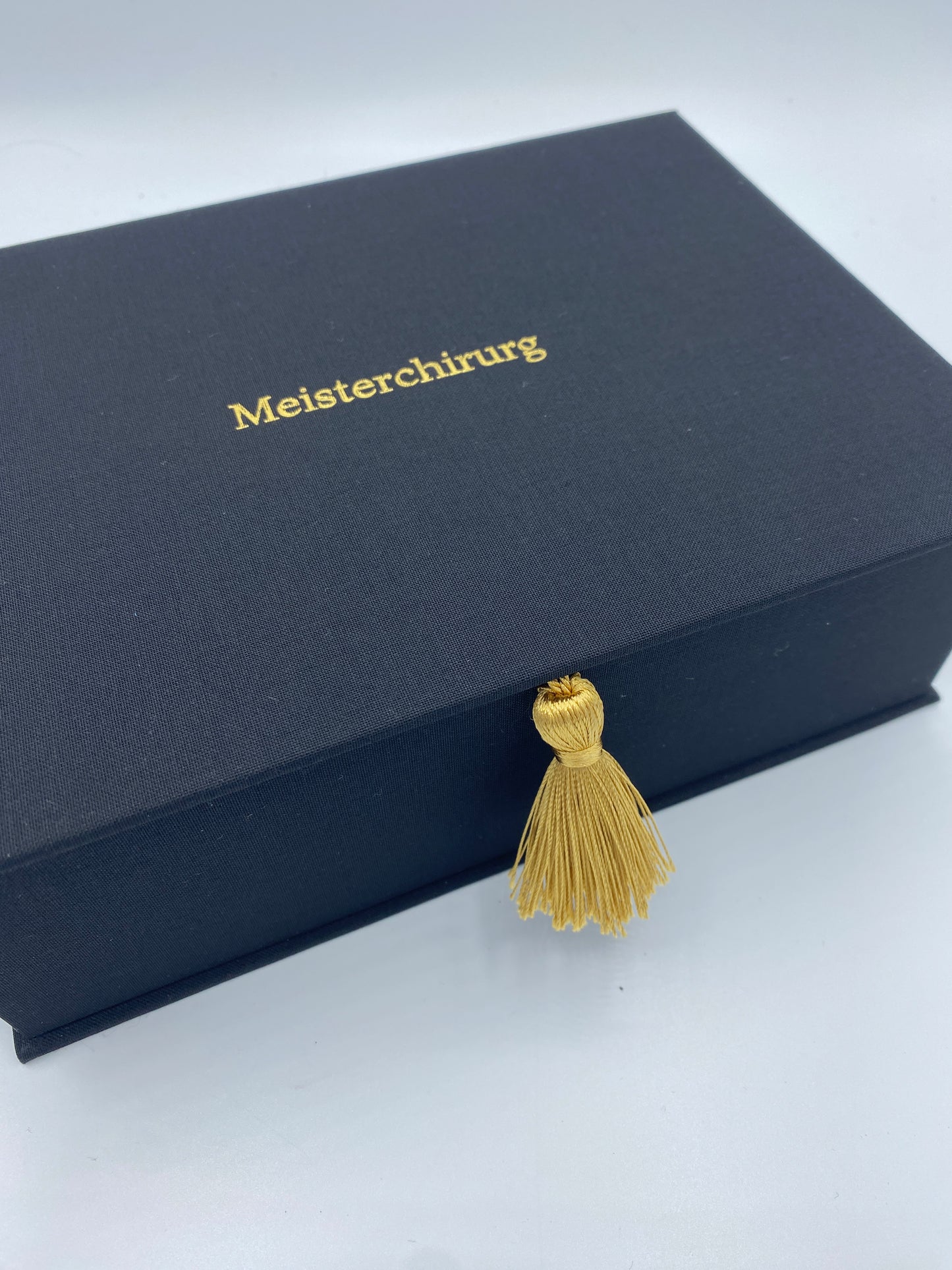 Schatzkiste aus Buchleinen