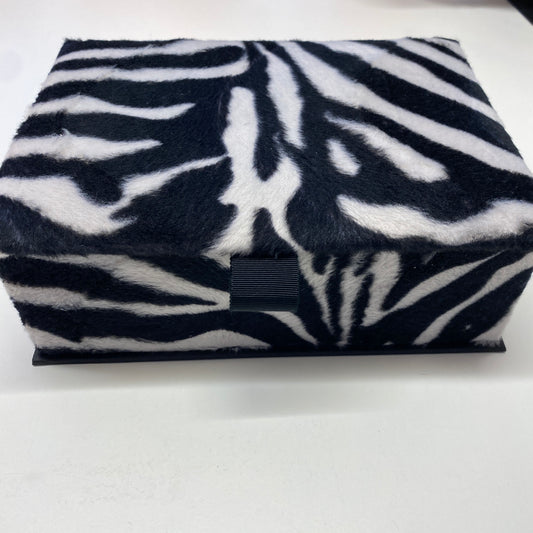 Schatzkiste Din A4 - Zebra