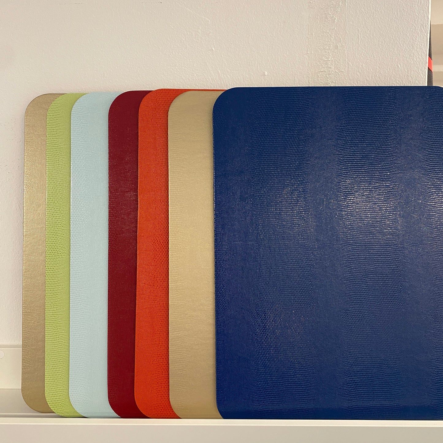 Tischsets aus Lederpapier