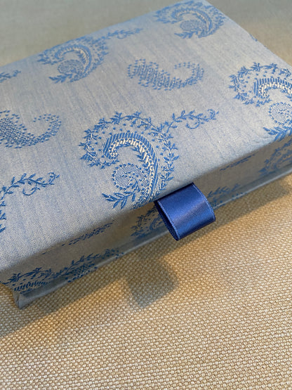 Manschettenknopf-Kasten