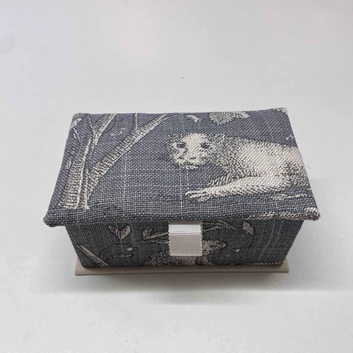 Box für Taschentücher - Tiere (Andrew Martin)