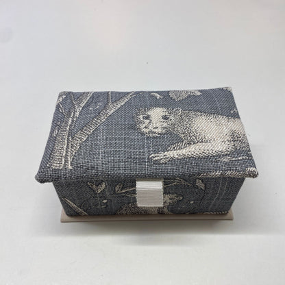 Box für Taschentücher - Tiere (Andrew Martin)